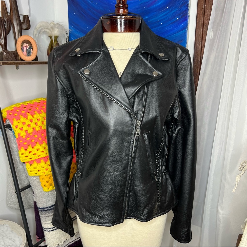Women's Leather Gallery Black Leather zip up Jacket